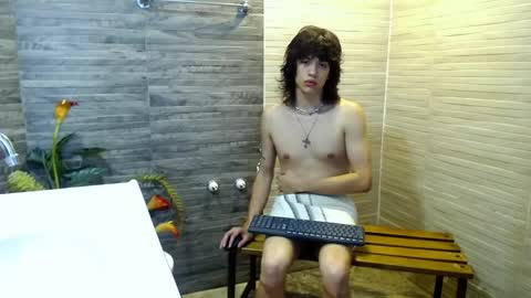 erick_ferrer online show from 04/24/26, 11:18