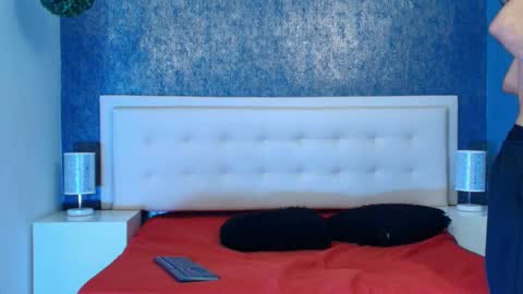   online show from 09/10/25, 03:28