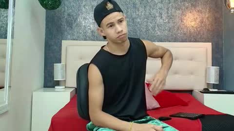   online show from 02/02/26, 04:11