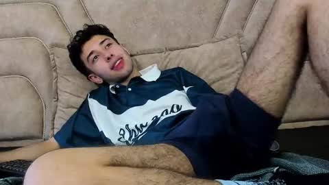 Snapshot of erickblaze_wm chatting on 02/06/25, 04:03 Erick online show from 02/06/25, 04:03