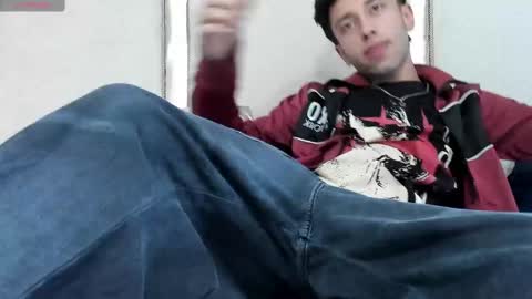 Snapshot of erickblaze_wm chatting on 03/04/25, 07:54 Erick online show from 03/04/25, 07:54