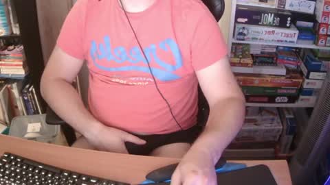Snapshot of erik_dapper chatting on 06/12/26, 03:11 Erik Dapper online show from 06/12/26, 03:11