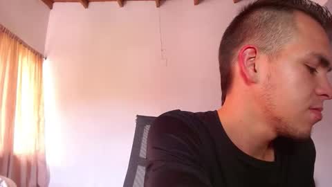 Erik rodriguez online show from 10/14/25, 04:52