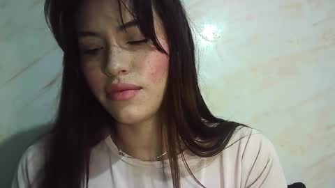 Erika online show from 04/05/26, 05:54