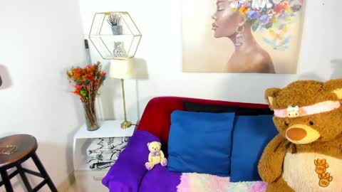 E R I K A  - L  Y R I C S online show from 05/12/26, 05:04