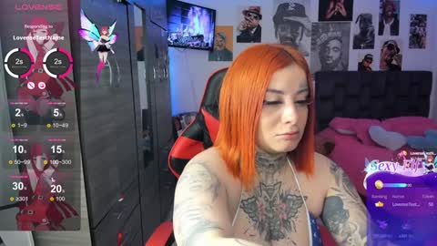 erika online show from 01/30/25, 01:42