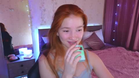 Snapshot of erikabrian chatting on 12/22/24, 07:00 erikabrian online show from 12/22/24, 07:00