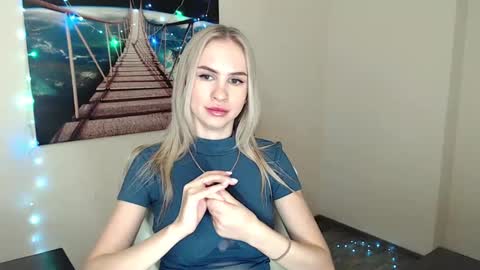 Erika online show from 01/28/25, 01:05