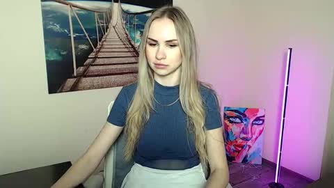 Snapshot of erikagavin chatting on 02/16/26, 01:18 Erika online show from 02/16/26, 01:18