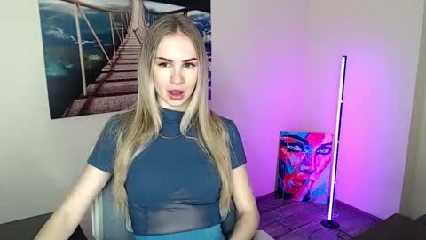 Snapshot of erikagavin chatting on 03/18/26, 12:52 Erika online show from 03/18/26, 12:52