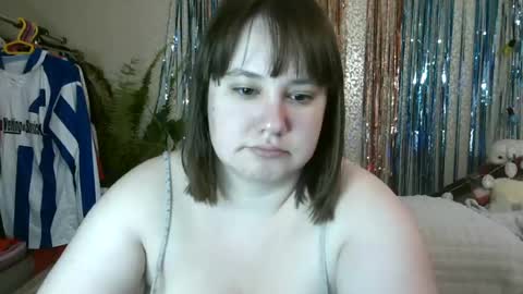Snapshot of erikatwins chatting on 06/17/26, 05:21 Erika online show from 06/17/26, 05:21