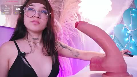 Eri  online show from 12/22/25, 10:18