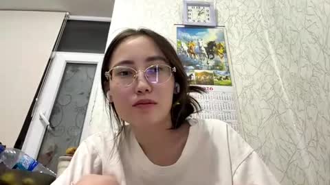 Luna online show from 06/15/26, 09:06