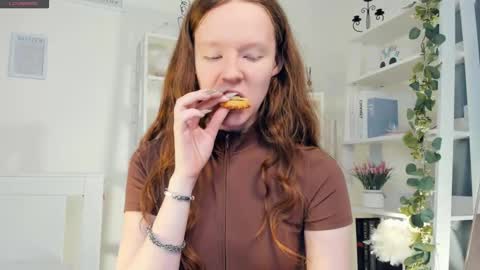 Sofia online show from 03/20/26, 09:47