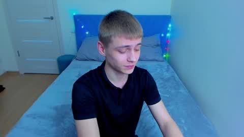 Snapshot of ermak_reborn chatting on 12/11/24, 04:42 Max online show from 12/11/24, 04:42