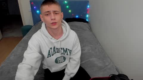 Snapshot of ermak_reborn chatting on 12/15/24, 11:20 Max online show from 12/15/24, 11:20