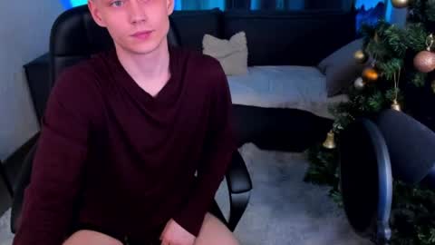 Snapshot of ermak_reborn chatting on 12/19/24, 12:13 Max online show from 12/19/24, 12:13