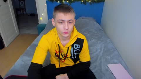 Snapshot of ermak_reborn chatting on 12/26/24, 10:52 Max online show from 12/26/24, 10:52