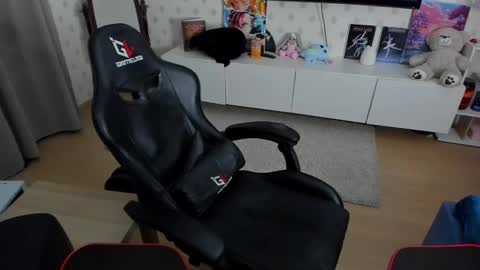 Snapshot of ermak_reborn chatting on 02/14/25, 04:58 Max online show from 02/14/25, 04:58