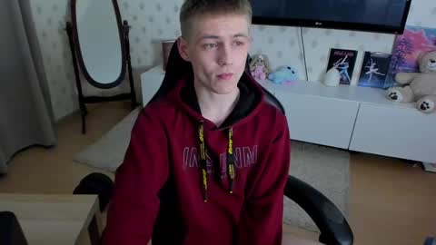 Snapshot of ermak_reborn chatting on 02/21/25, 10:37 Max online show from 02/21/25, 10:37