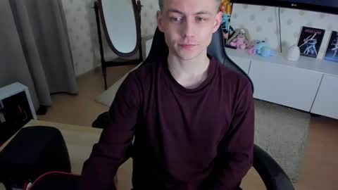 Snapshot of ermak_reborn chatting on 02/23/25, 11:25 Max online show from 02/23/25, 11:25