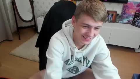 Snapshot of ermak_reborn chatting on 10/02/25, 01:12 Max online show from 10/02/25, 01:12