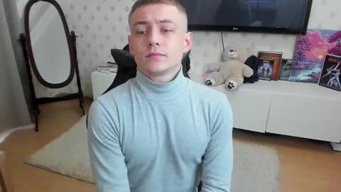 Snapshot of ermak_reborn chatting on 10/12/25, 01:32 Max online show from 10/12/25, 01:32