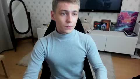 Snapshot of ermak_reborn chatting on 11/06/25, 01:17 Max online show from 11/06/25, 01:17