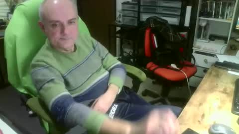 ernello online show from 11/18/25, 09:19