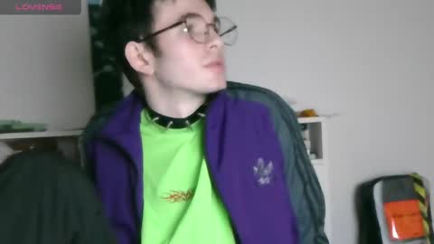 Ernest online show from 04/15/26, 06:15