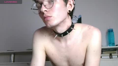 Ernest online show from 04/17/26, 06:44