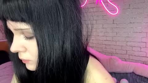 Snapshot of ernestinezalesky chatting on 02/23/26, 11:07 Nina online show from 02/23/26, 11:07