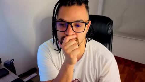 ernesto rodriguez 82 online show from 03/26/26, 02:06