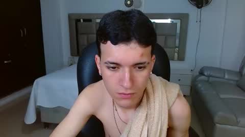 eroboyxox online show from 02/24/26, 11:14