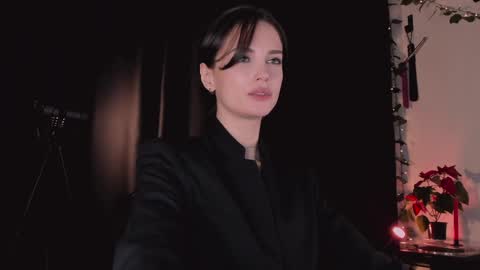 Snapshot of erohaze chatting on 12/26/24, 04:58 erohaze online show from 12/26/24, 04:58