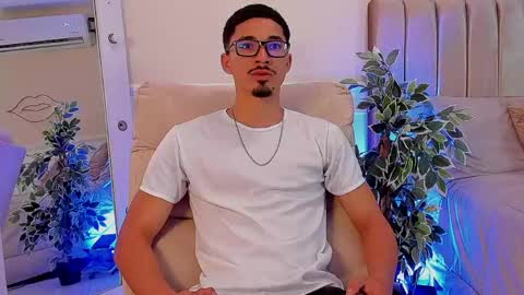 eros_becker_ online show from 03/19/26, 04:05