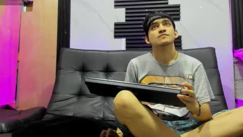 eros_fang online show from 11/19/25, 12:05