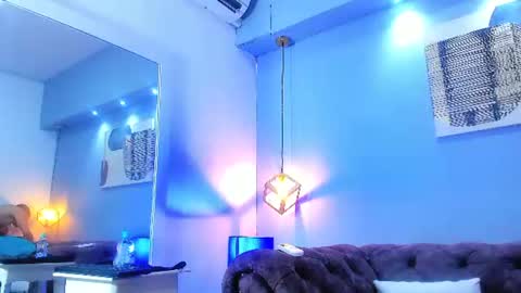 Snapshot of eross_santy chatting on 06/11/26, 01:53 Eross online show from 06/11/26, 01:53