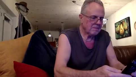 eros online show from 12/12/24, 02:37