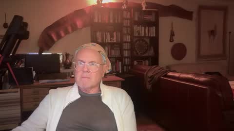 eros online show from 01/19/25, 11:21