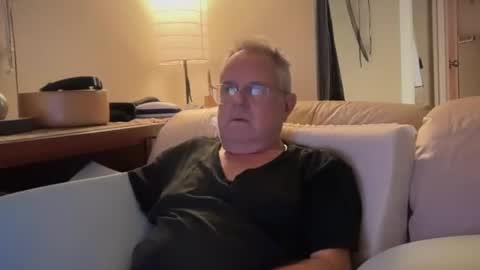 eros online show from 10/29/25, 11:56