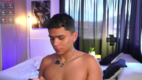 Snapshot of eroswild_ chatting on 05/14/26, 08:04 Eros Wild online show from 05/14/26, 08:04