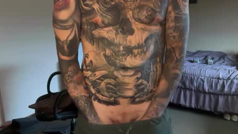 Snapshot of eroticcloseups chatting on 10/04/25, 06:28 Erotic CloseUps online show from 10/04/25, 06:28