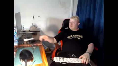 Tom Delaney online show from 05/20/26, 04:29