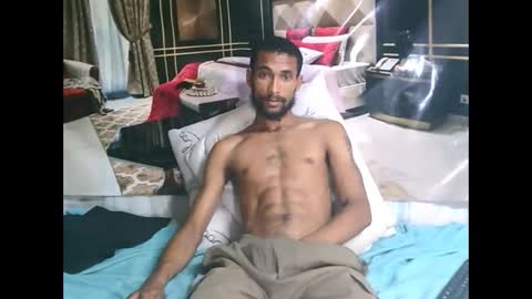 Liam online show from 04/17/26, 11:52