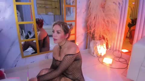 TINY  online show from 02/18/25, 09:53