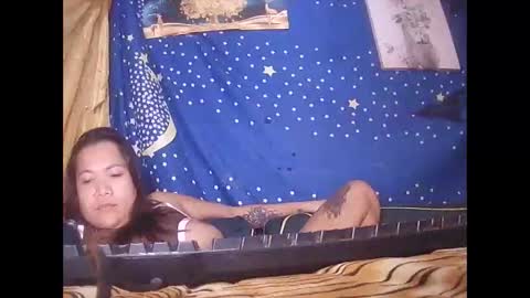 Snapshot of ervanamorge chatting on 12/03/25, 07:01 Ervana online show from 12/03/25, 07:01