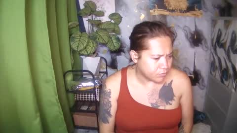 Snapshot of ervanamorge chatting on 06/18/26, 09:30 Ervana online show from 06/18/26, 09:30