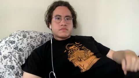 esiiiiiiiiis online show from 06/04/26, 06:47
