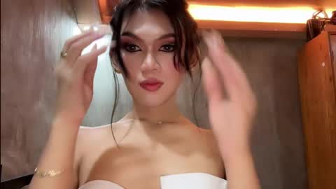 Chelliane online show from 02/19/26, 07:10